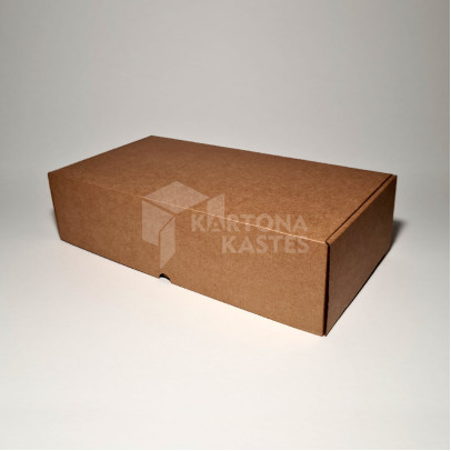 32 x 16.5 x 8.3 cm - kartona kastes 32 x 16.5 x 8.3 cm - kartona kastes